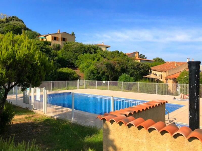 Villa Propriano 普罗普里亚诺 外观 照片